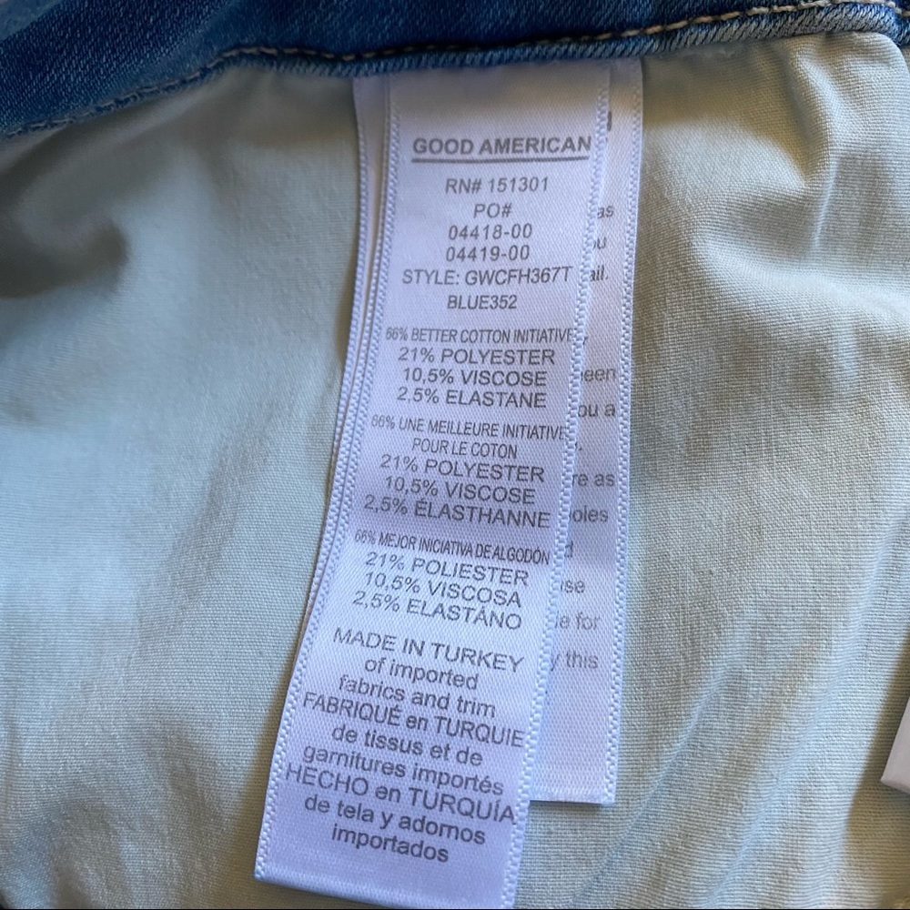 NEW Good American Good Waist Crop Fray Hem Distressed Knees Blue Wash Jeans NWT - Picture 5 of 9
